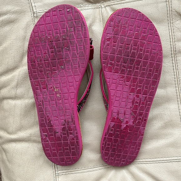 EUC Kate Spade Icarda Deep Pink Nappa Multi Color Glitter Bow Sandals. Size: 7.5 - Picture 3 of 4